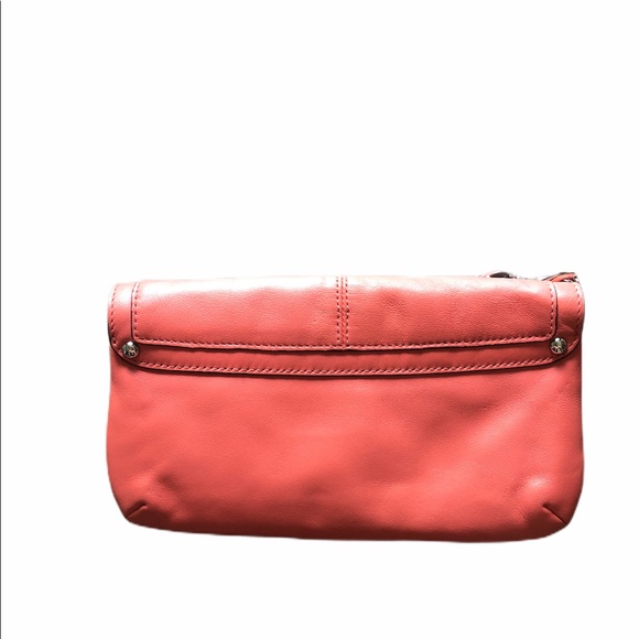 Coach coral wristlet - Picture 2 of 8